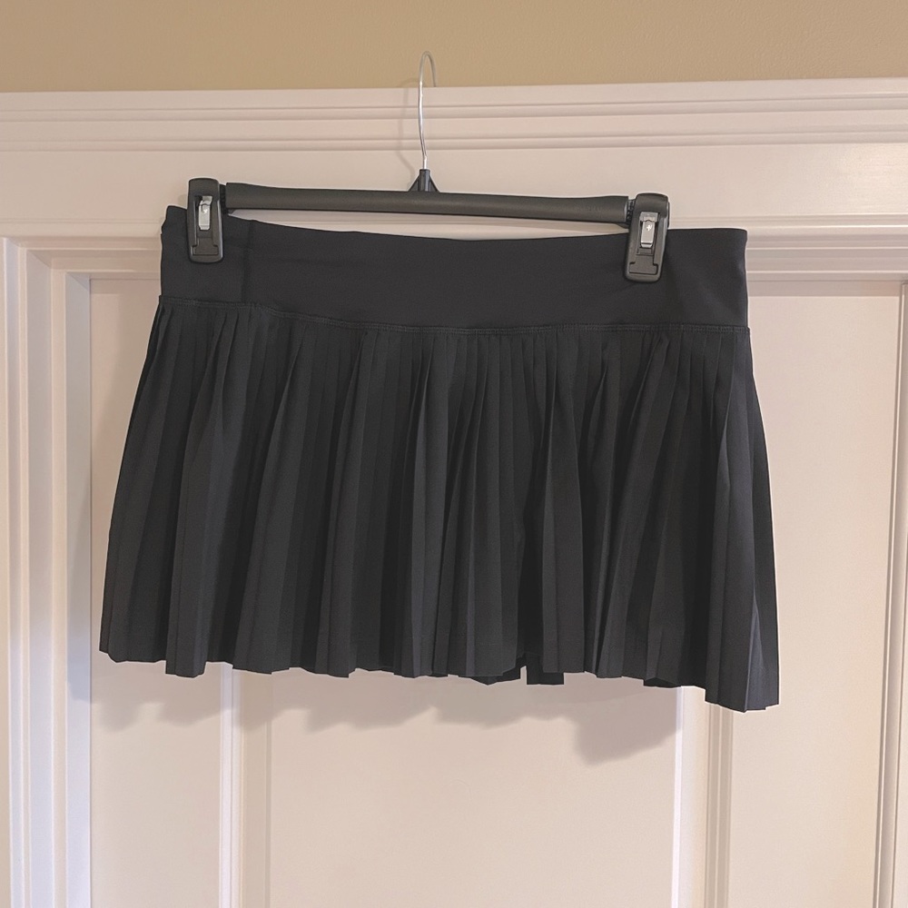 Size 10 lululemon Pleat to Street running skirt